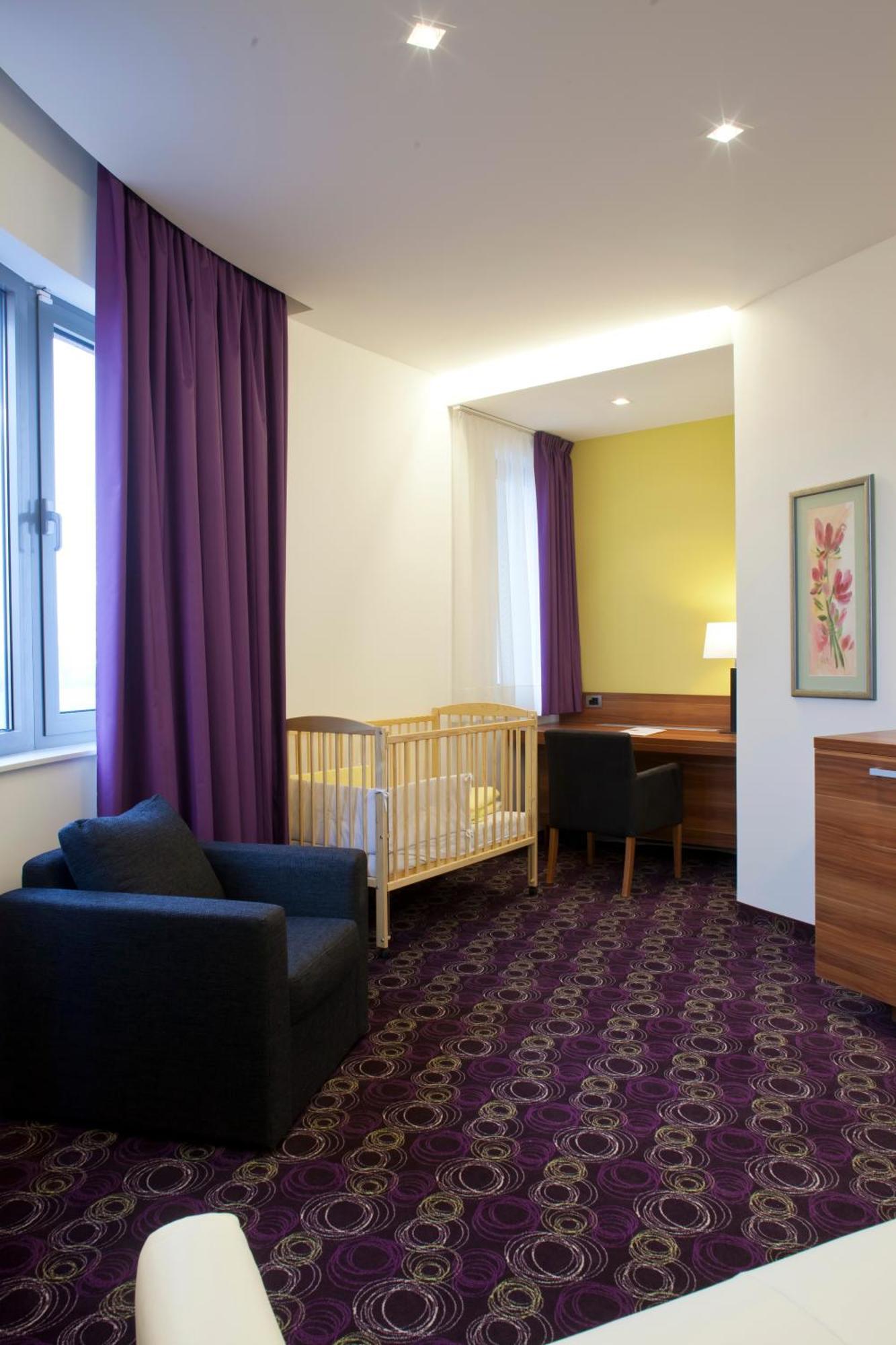 Hotel Sport Ivanic Grad Bagian luar foto